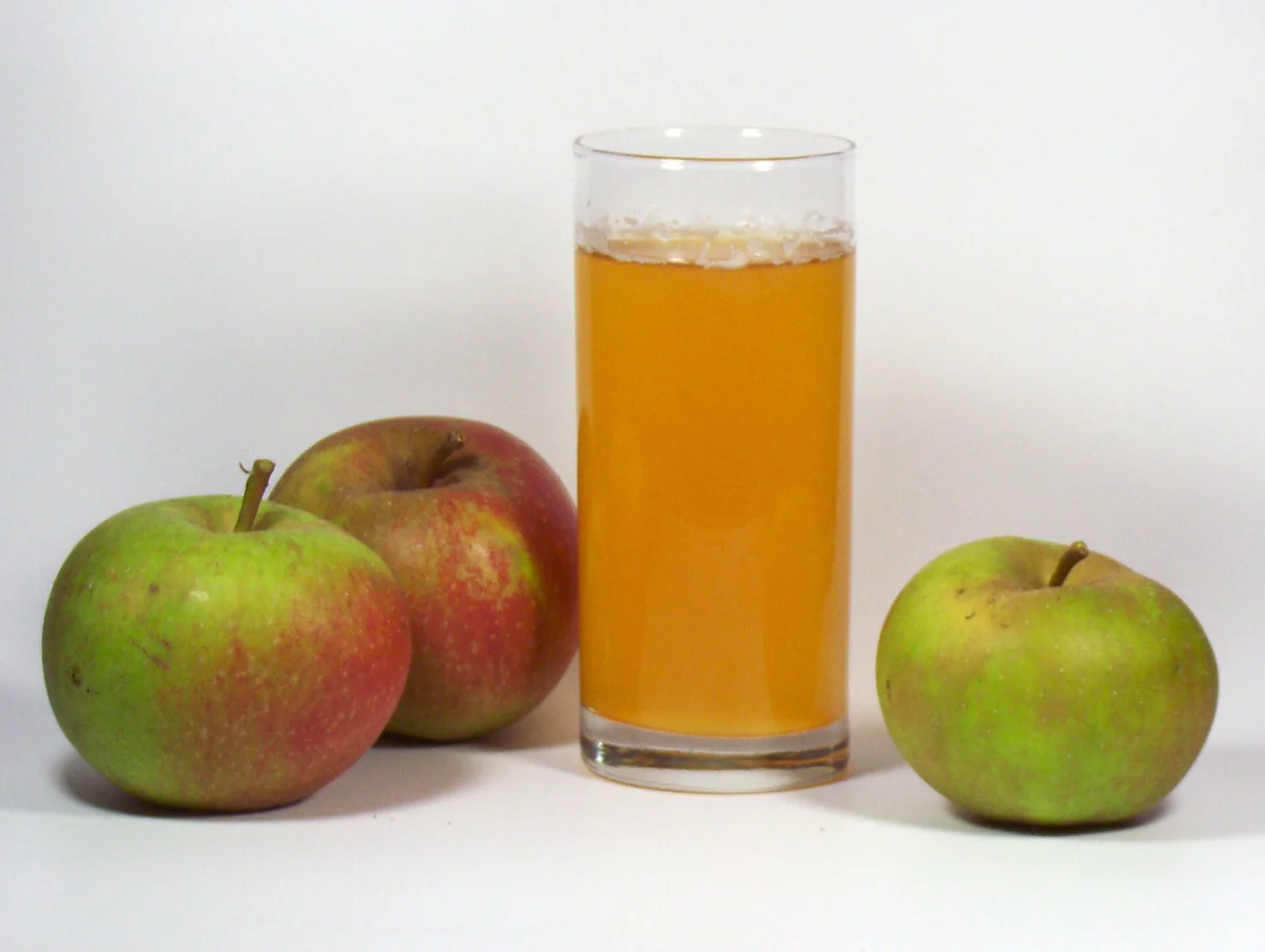 Single-variety Apple Juice, 12 bottles
