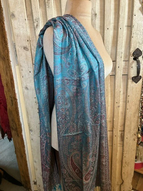 Soft turquoise paisley pure silk Jamawar pashmina shawl by Pashmina Love view 3