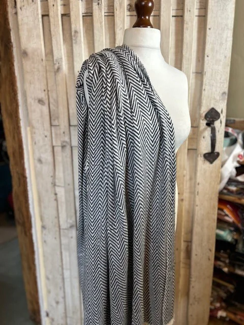 Charcoal cashmere wool & silk large pattern herringbone shawl by Pashmina Love view 3