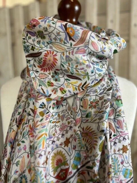 Quality modal ivory multi floral pashmina shawl by Pashmina Love