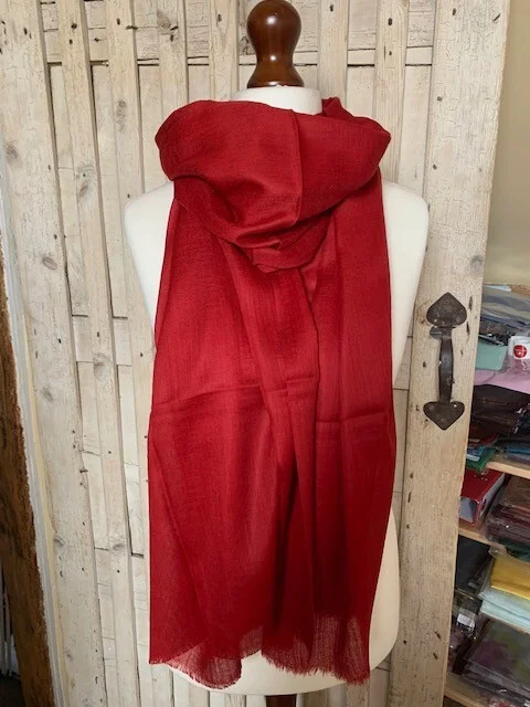 Fine lightweight cashmere & wool pashmina tomato by Pashmina Love