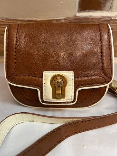 Sml JUICY COUTURE brown & cream leather across body satchel saddle shoulder bag