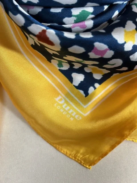DUNE LONDON yellow leopard print silky feel square scarf view 3
