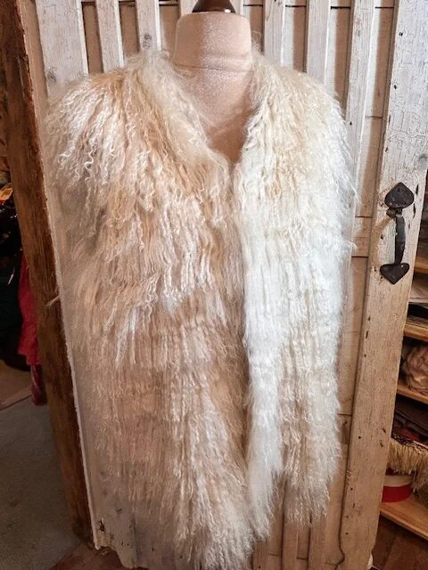 RIVER ISLAND 100% Mongolian curly sheepskin cream gilet UK18 view 5