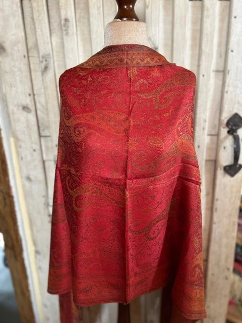 Red paisley pure silk Jamawar pashmina shawl by Pashmina Love view 5