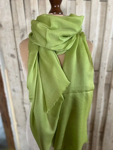 Fresh Green lightweight wool & silk pashmina shawl by Pashmina Love