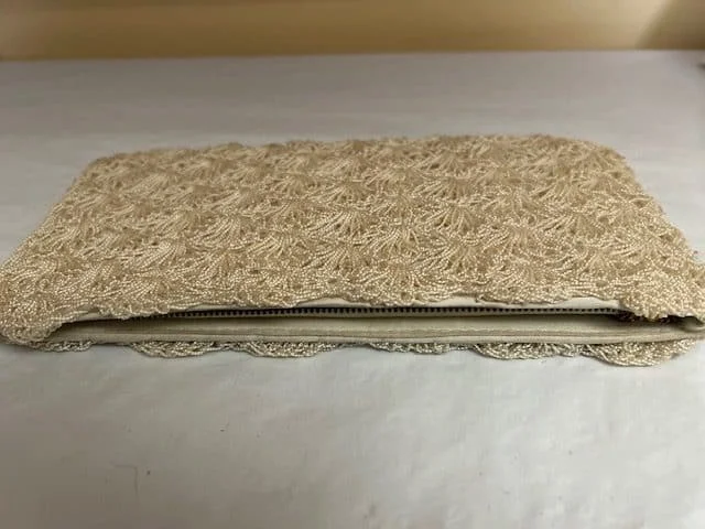 Stunning vintage antique ivory lace clutch purse bag view 2