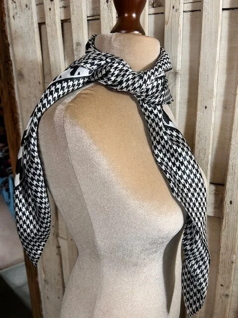 Black white silk dogtooth print square scarf view 4