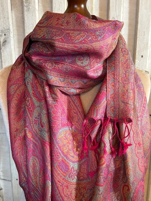 Reds with green paisley pure silk Jamawar pashmina shawl by Pashmina Love