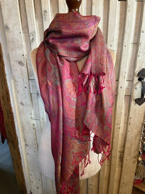 Reds with green paisley pure silk Jamawar pashmina shawl by Pashmina Love view 2