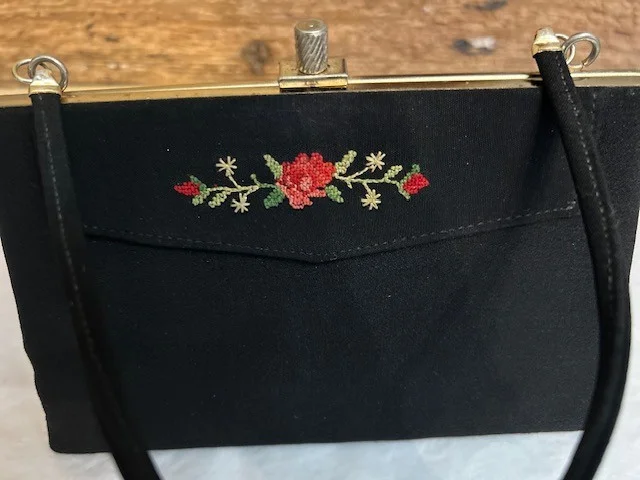 CLOTHFAIR true vintage black fabric floral embroidered occasion handbag view 3