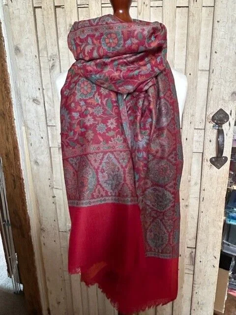 Supreme quality burgundy cashmere traditional Indian Kani floral pashmina view 2