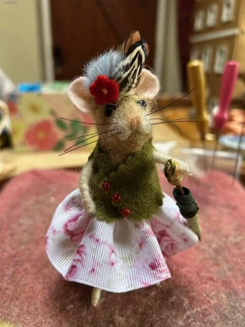 'Madeline' handmade needle felt mouse view 2