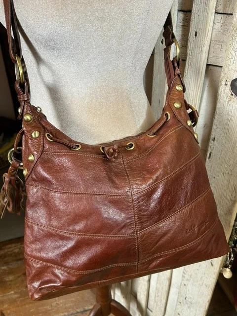 RUBY LONDON conker red brown soft rustic leather slouchy xb shoulder bag view 2