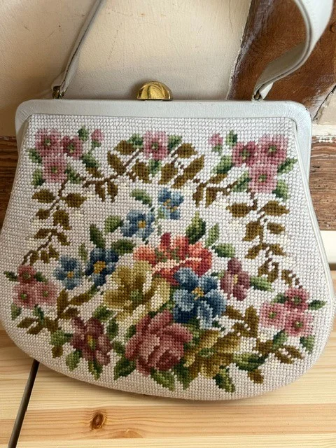 The prettiest vintage needlepoint embroidered floral cottagecore handbag view 2