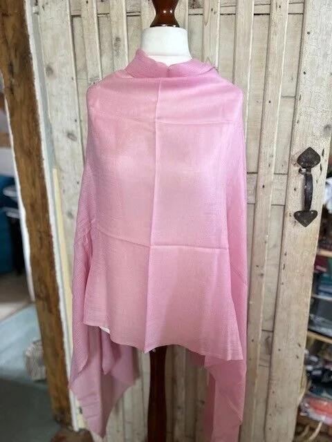 Superior pure pashmina pale pink fine quality lightweight shawl by Pashmina Love