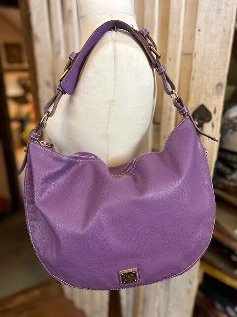 Genuine lge Dooney & Bourke lavender purple leather slouch scoop shoulder bag