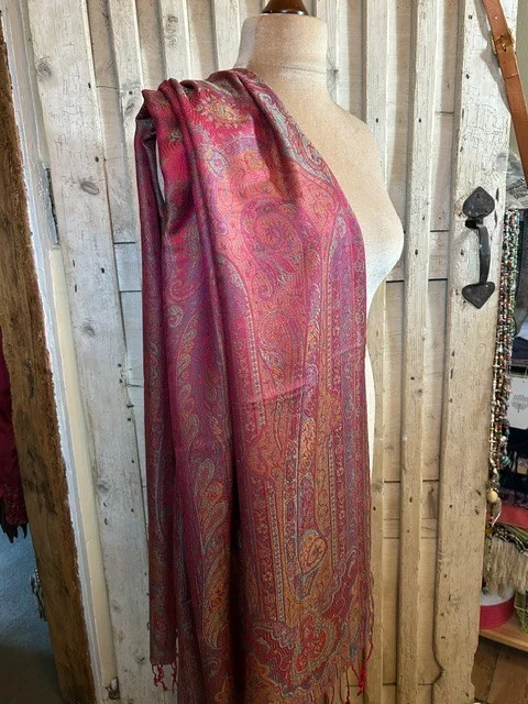 Reds with green paisley pure silk Jamawar pashmina shawl by Pashmina Love view 4