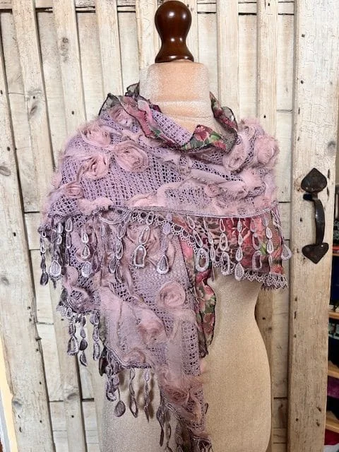 Stunning lilac lavender flower lace knit tassel silk blend occasion scarf