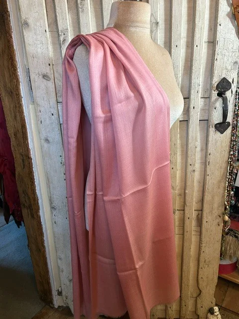 Soft rose pink merino wool & silk blend fine lightweight all season pashmina view 3
