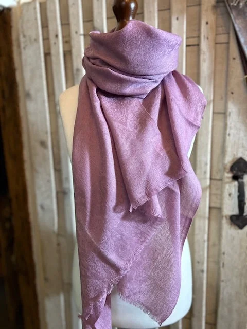 Dusky lilac fine lightweight self pattern cashmere/wool blend pashmina by Pashmina Love