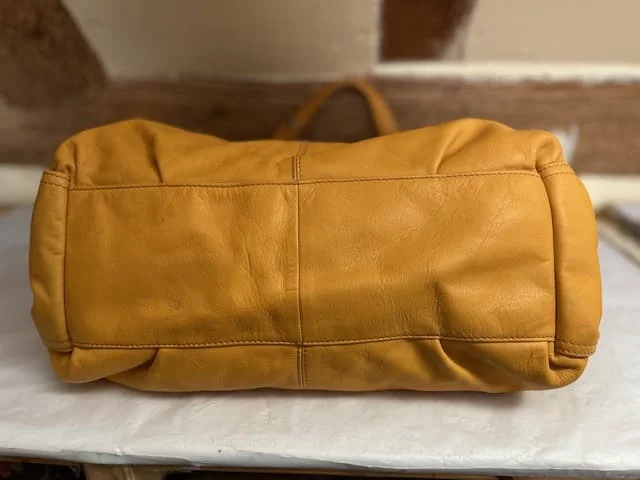 B MAKOWSKY mustard buttersoft premium leather slouchy shoulder bag view 8