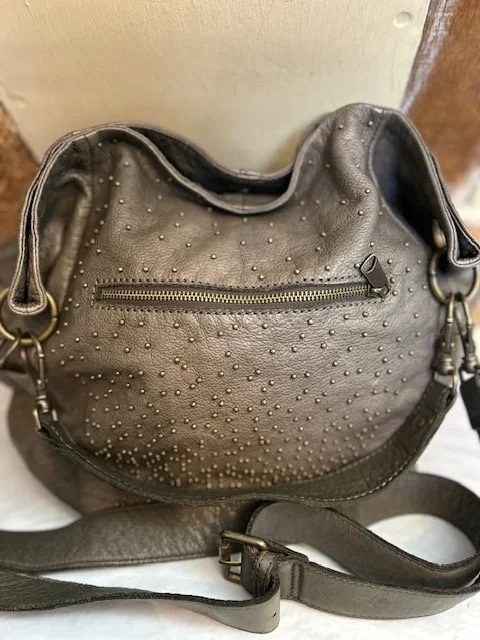 LIEBESKIND BERLIN khaki studded leather slouch hobo sac bucket bag view 2