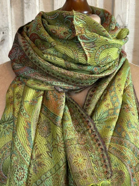 Lime pistachio paisley pure silk Jamawar pashmina shawl by Pashmina Love