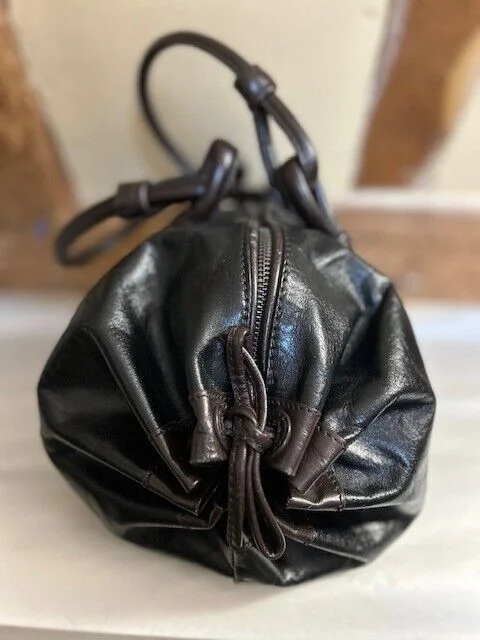 Lge Billy Bag dark brown & black leather bowling holdall style shoulder bag view 5