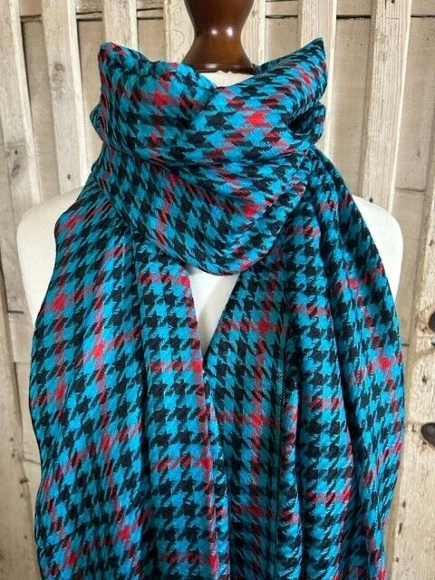Blue dogtooth fine wool & silk pashmina shawl by Pashmina Love