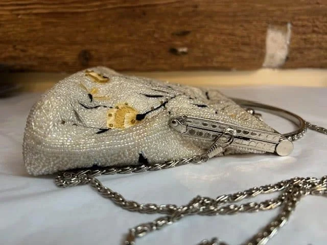 Stunning quality vintage ivory beaded & embroidered evening clutch handbag view 5