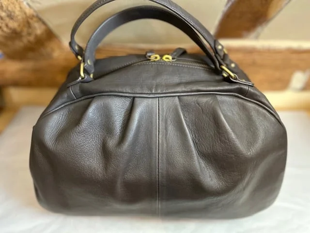 Lge EDINA RONAY mole taupe mink leather holdall bowling grab bag view 2
