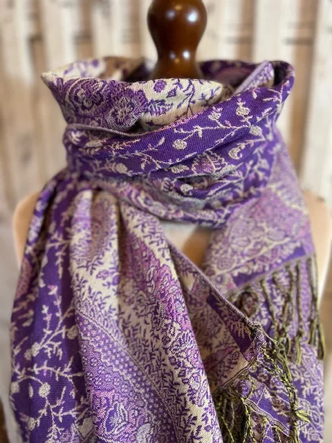 Traditional Indian purple paisley pashmina shawl