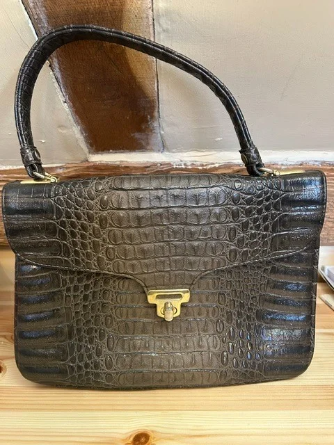 Beautiful vintage brown croc effect leather top handle handbag view 2