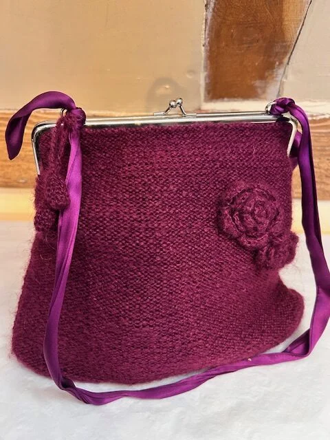 NOA NOA magenta real wool lightweight corsage purse style handbag shoulder bag