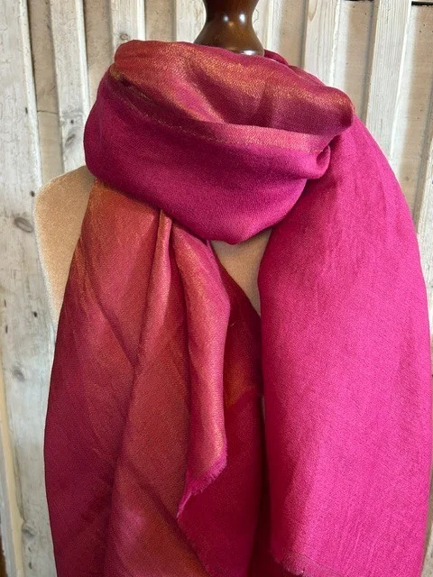 Magenta wool & silk traditional Zari shimmer pashmina shawl by Pashmina Love